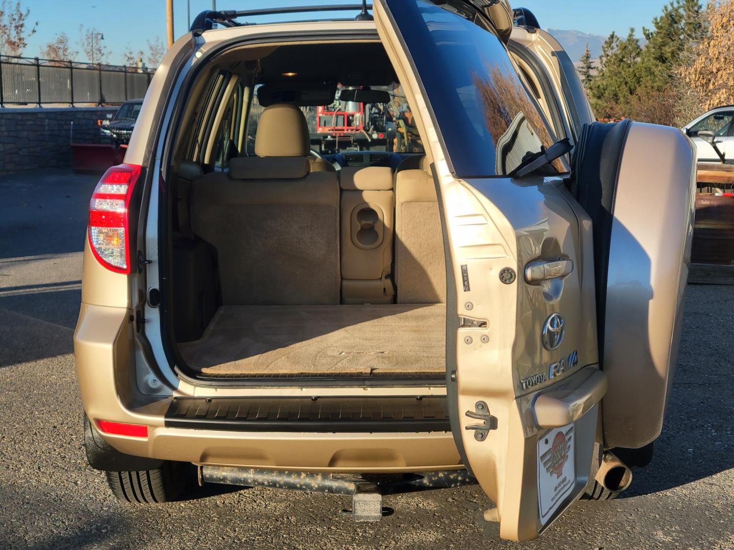 2010 Gold /Tan Toyota RAV4 I4 (2T3BF4DV7AW) with an 2.5L engine, Automatic transmission, located at 450 N Russell, Missoula, MT, 59801, (406) 543-6600, 46.874496, -114.017433 - Great Running AWD SUV. Air. Cruise. Tilt. Power Windows and Locks. Very Clean. - Photo#8